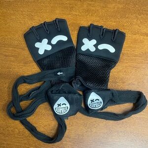 Rumble Hand Wraps Size S/M Black & White
